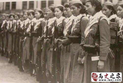 二战时，为何不直接把原子弹投向日本东京？美国人的解释恍然大悟