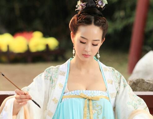 唐朝服饰文化：唐朝女性是怎样武装胸器？