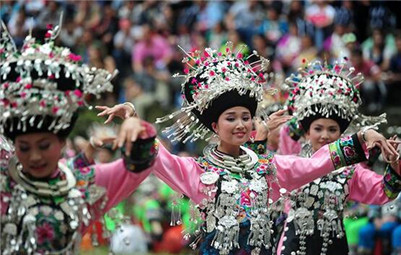 【图】贵州省第六十六届“跳花节”开幕  男女老少欢歌笑舞