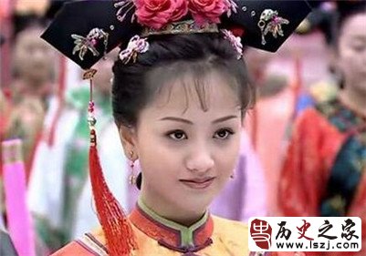 谁是生育年纪最小的清朝皇后？14岁剩下康熙皇帝