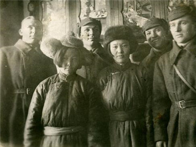 老照片图集：1930至1940年代在外蒙古的苏联士兵