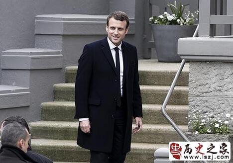 马克龙简介：马克龙宣誓就任总统 现任马克龙成法国最年轻总统