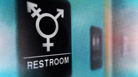 特朗普撤回奥巴马时期美国公立学校〝跨性别厕所令〞什么是跨性别?