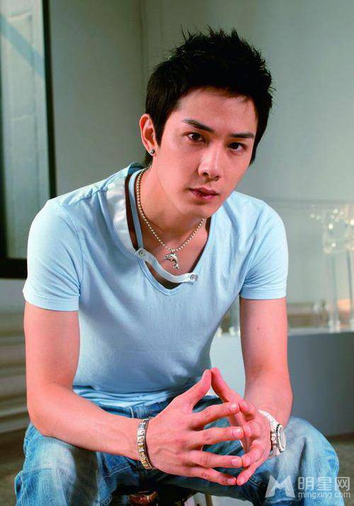 韩国明星李承铉百变造型魅力写真