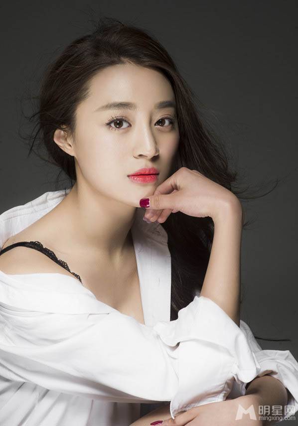 中国内地女演员许瑶璇性感图片