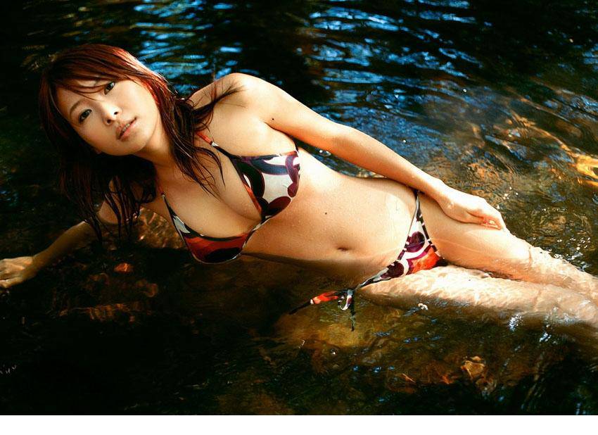日本性感女星川岛茉树代小清新图片