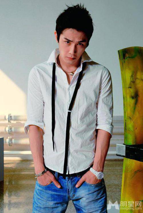 韩国明星李承铉百变造型魅力写真