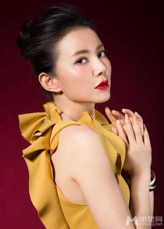 飞哥大英雄演员刘敏优雅知性写真