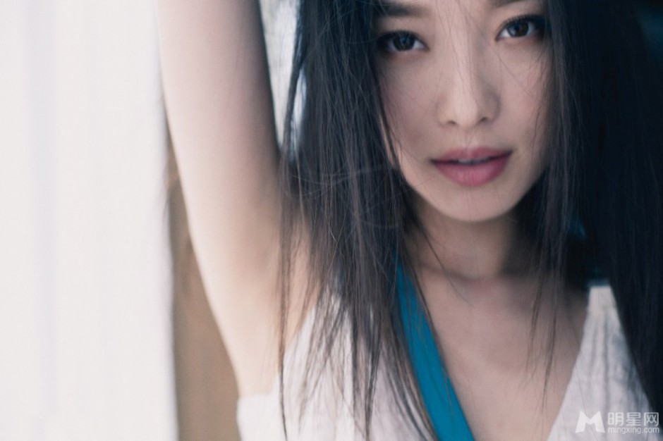 中国女明星倪妮最新时尚照片