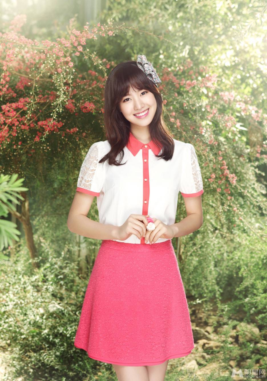 韩国女星陈世妍唯美画报写真