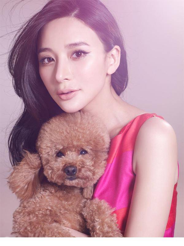 皮肤白皙美女熊乃瑾日系慵懒写真