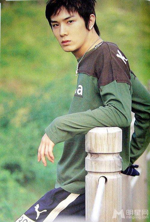 韩国明星李承铉百变造型魅力写真