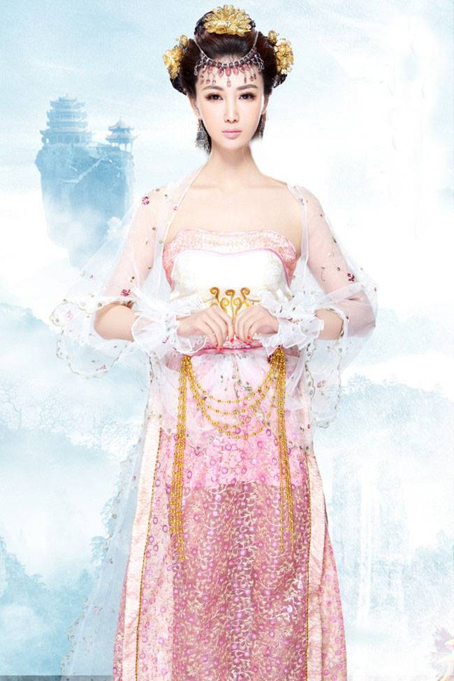 白雨铜代言古装游戏化身古代美人