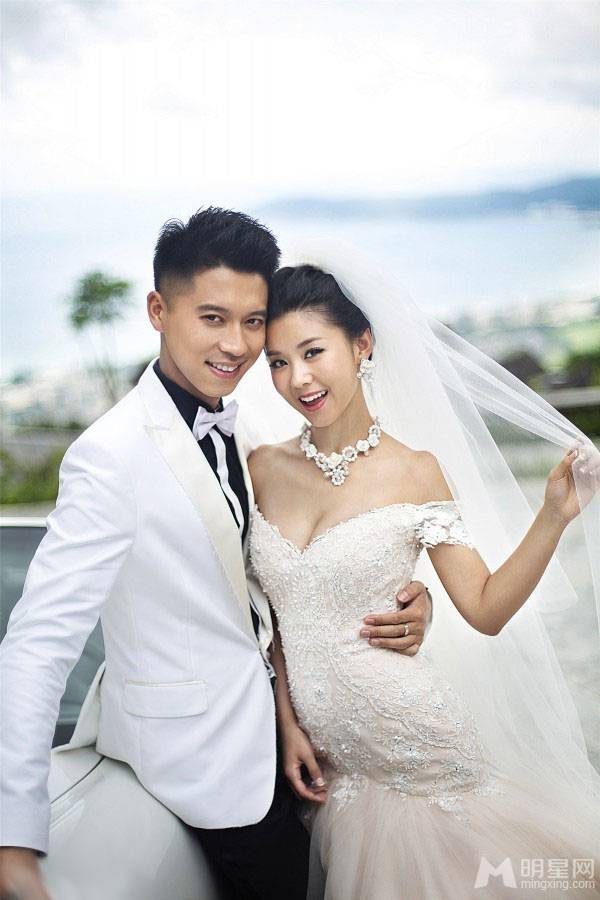 王雷李小萌婚纱照图片唯美浪漫