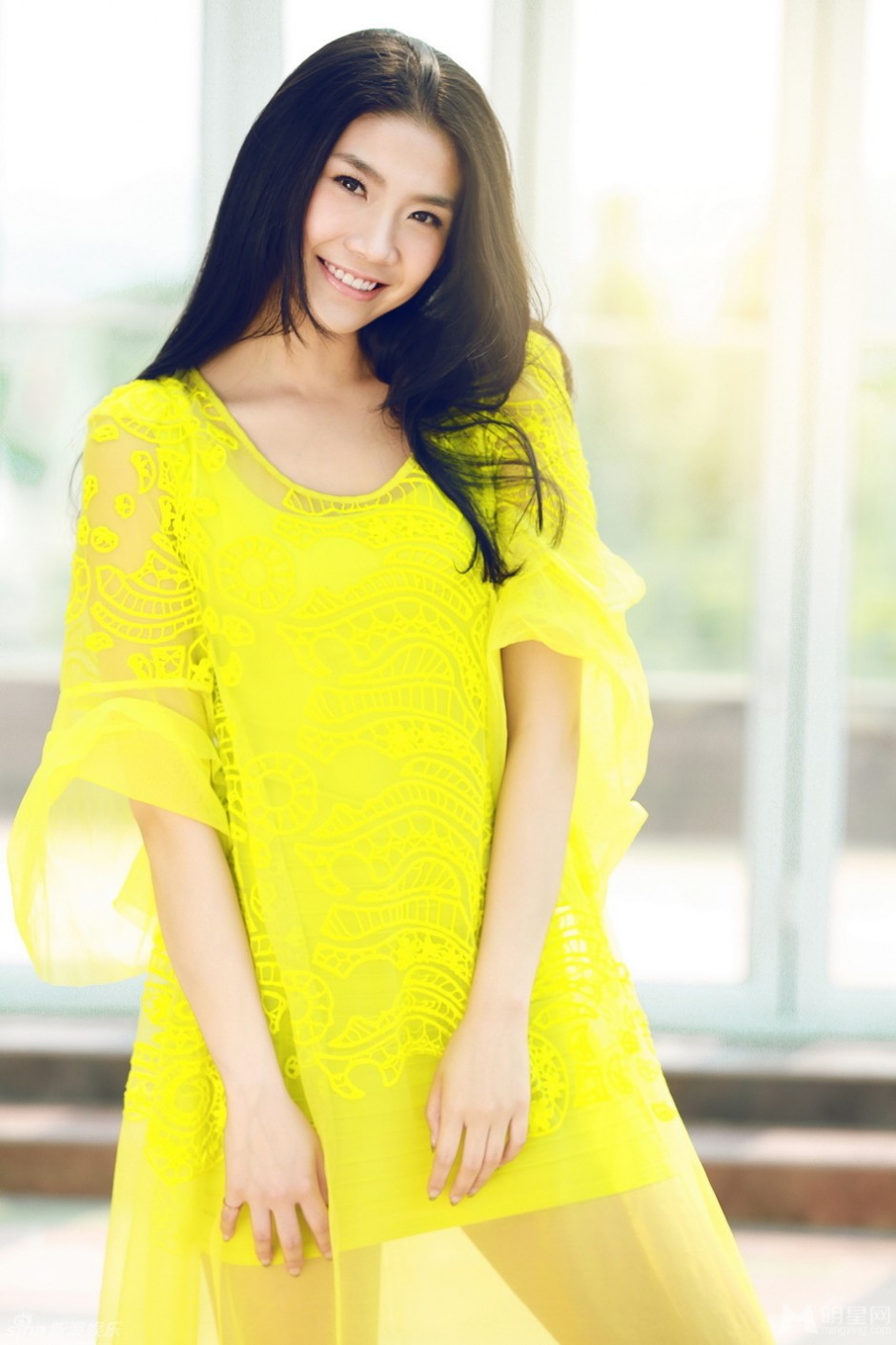 马恺曼穿薄纱蕾丝透明裙子唯美写真