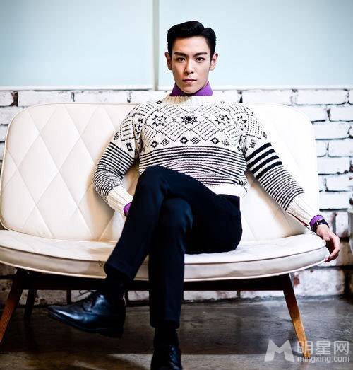 BigBang成员Top崔胜贤散发型男魅力