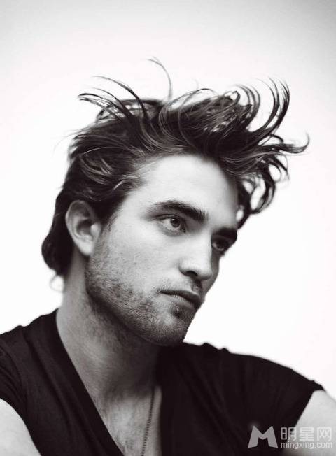 罗伯特・帕丁森性感帅气黑白写真图片