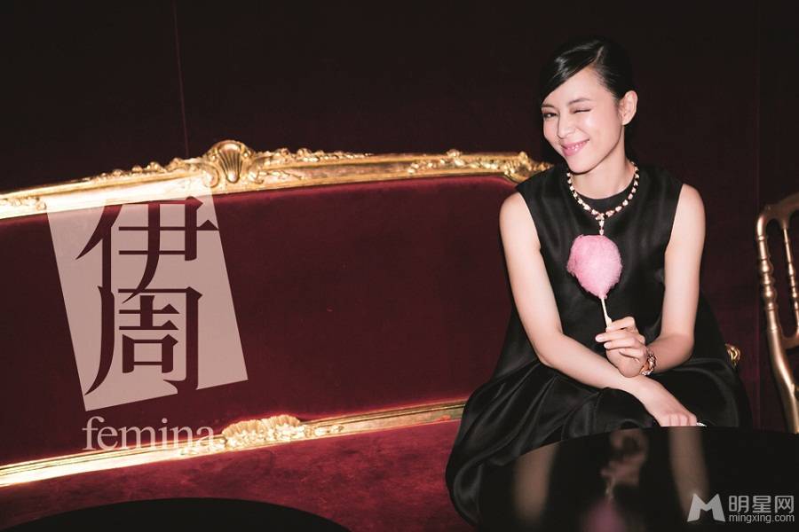 电影演员张静初时尚靓丽图集