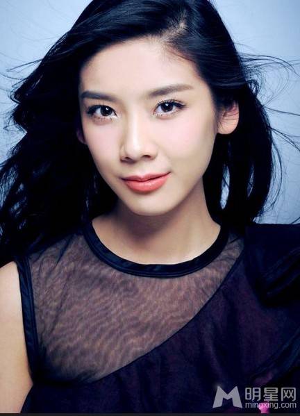 中国新生代女演员马恺曼靓丽写真