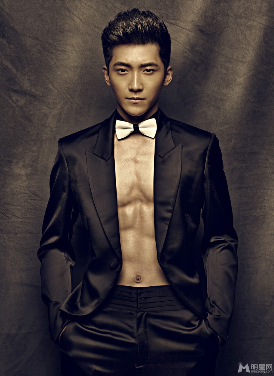 中国内地90后男演员路宏尽展轻熟男魅力