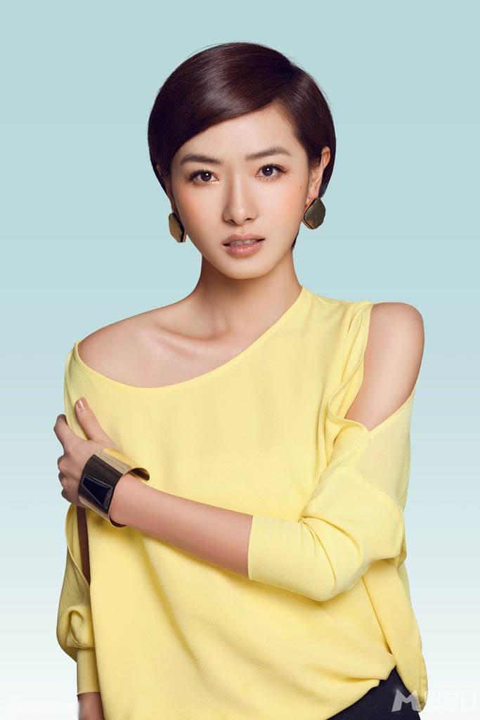 最好看的短发女星万茜夏日清凉写真