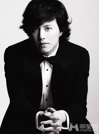 中国钢琴家李云迪早期帅气写真