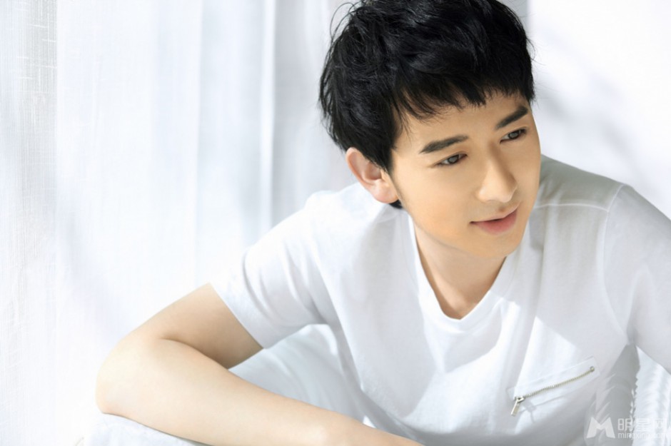 80后内地男演员刘一辰尽显阳光帅气