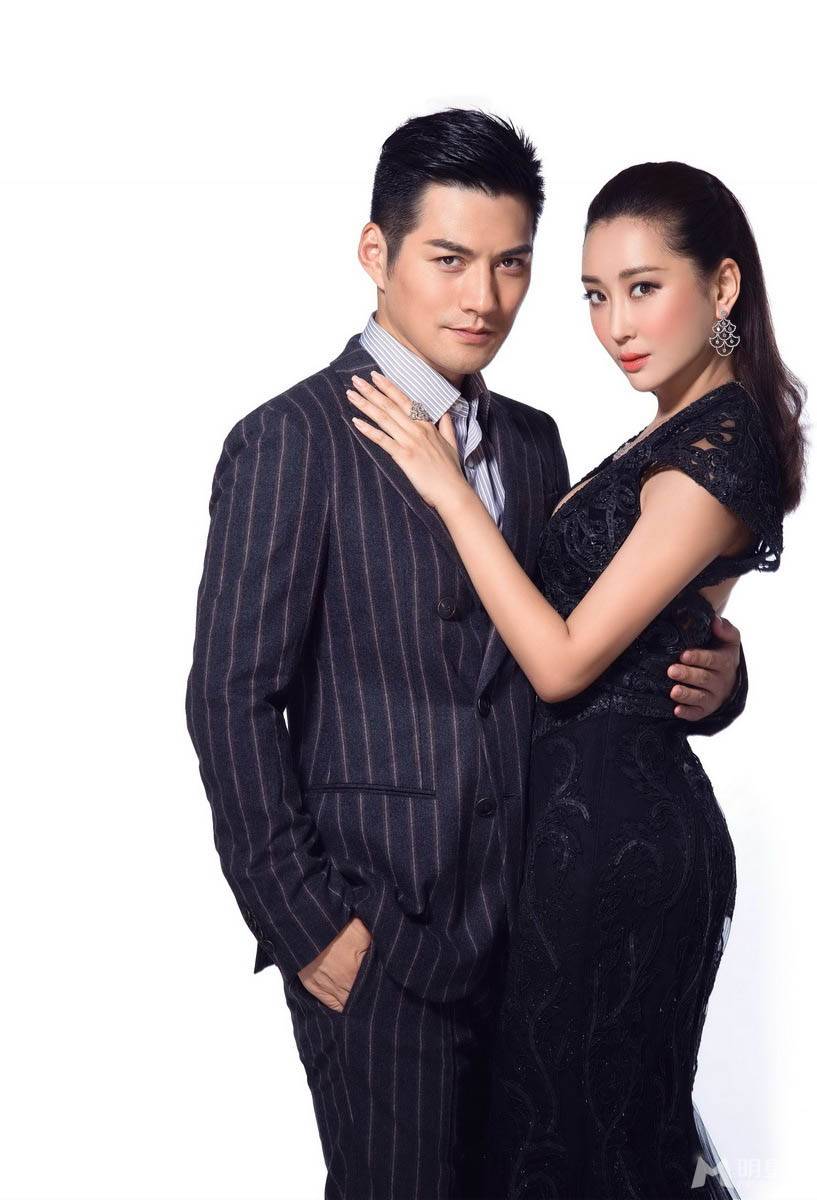 颜值最高的明星夫妇严屹宽杜若溪甜蜜写真