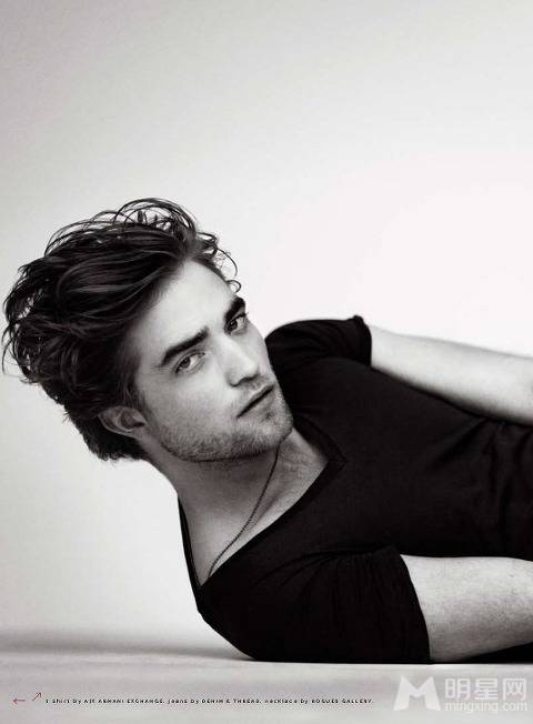 罗伯特・帕丁森性感帅气黑白写真图片