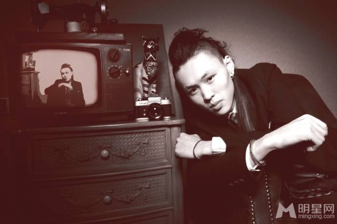 中国好声音张玮复古写真
