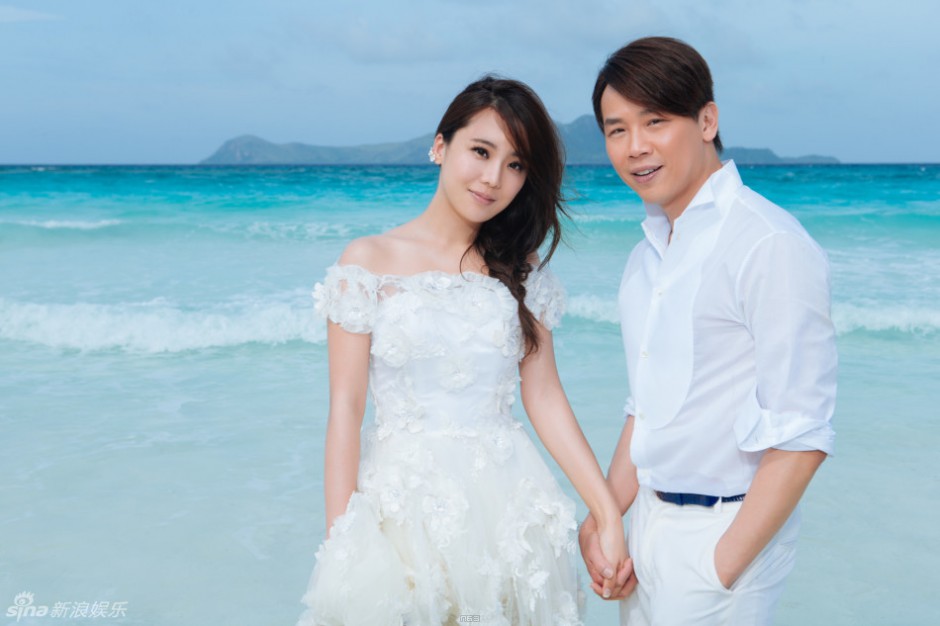 陶�婚礼现场 与娇妻时尚婚纱照首度曝光