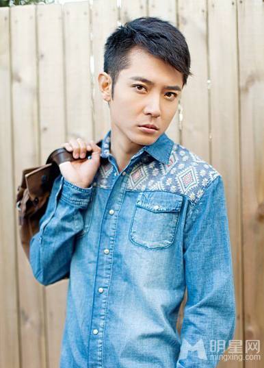 潮男张丹峰优雅清新百变造型写真