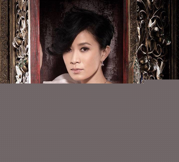 香港女星佘诗曼令人惊艳迷人写真大片