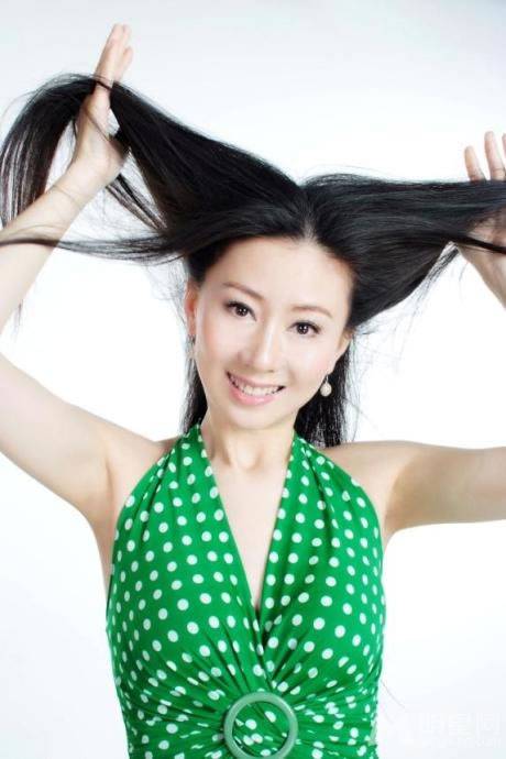 人体模特汤加丽大展完美身材写真