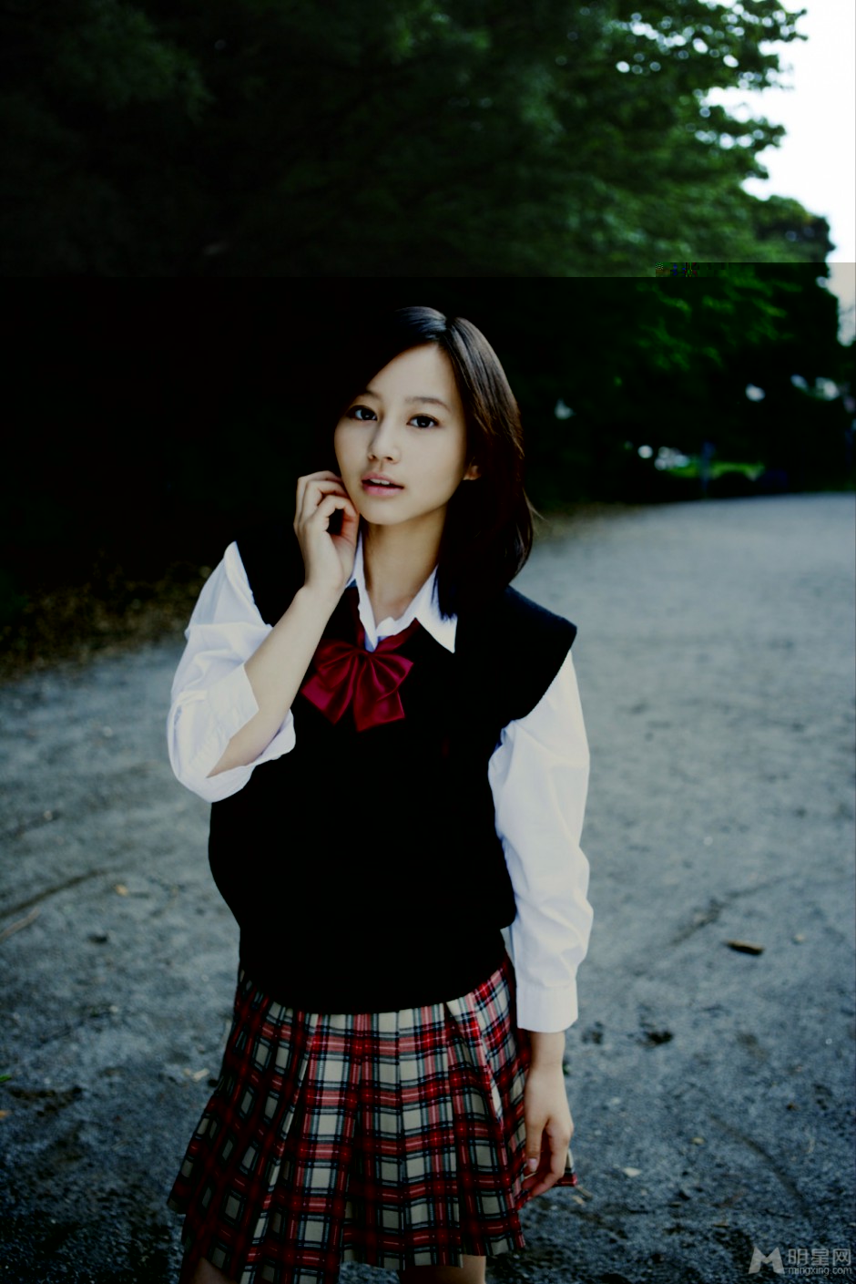 宅男女神堀北真希回眸浅笑校园清新写真