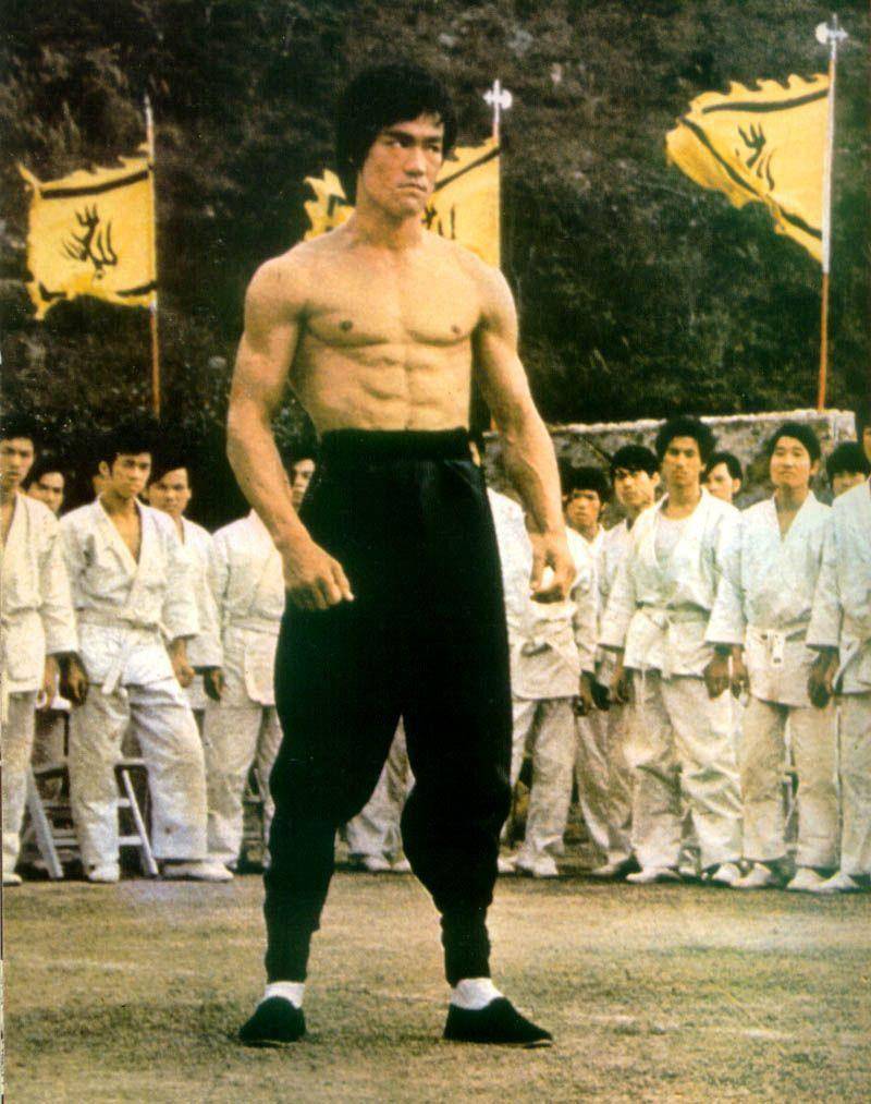 著名武打明星李小龙影视造型欣赏