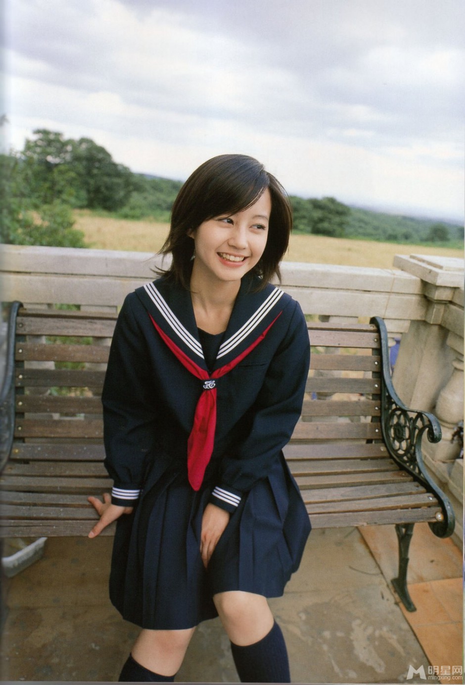 日本国民女神堀北真希甜美娇俏校服写真