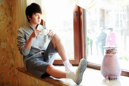 内地男明星迟帅阳光帅气写真