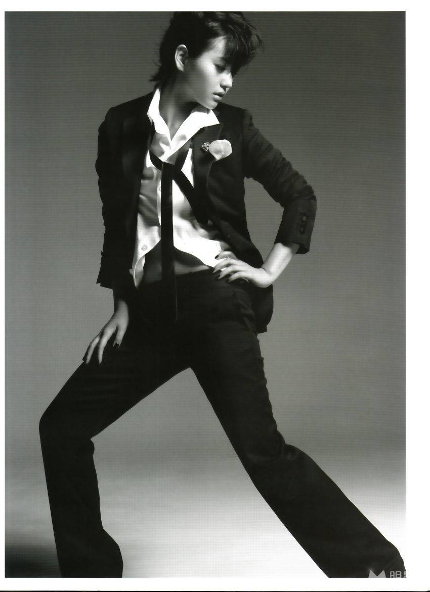 堀北真希男子装帅气十足