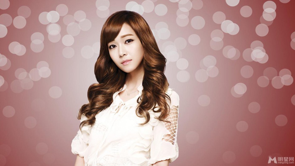 宅男女神郑秀妍气质出众迷人美照