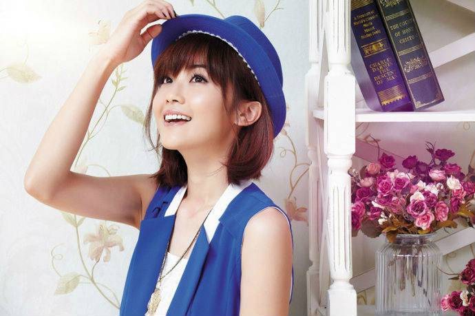 香港女演员蔡卓妍小清新唯美写真