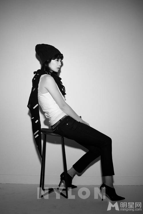 申敏儿俏皮可爱甜美写真主题