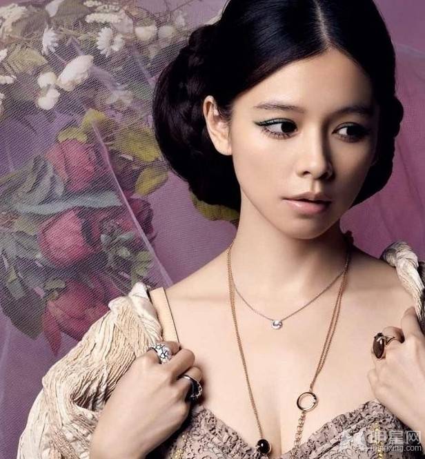 台湾女明星徐若�优雅迷人组图