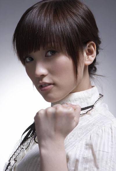 金莎可爱卖萌惹人怜写真