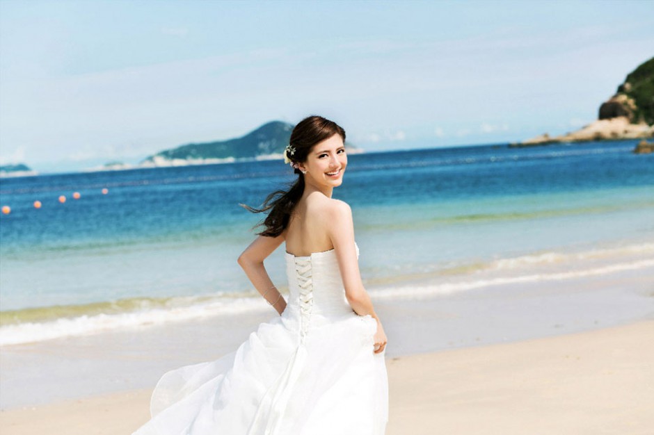 吴千语性感唯美浪漫海边婚纱照
