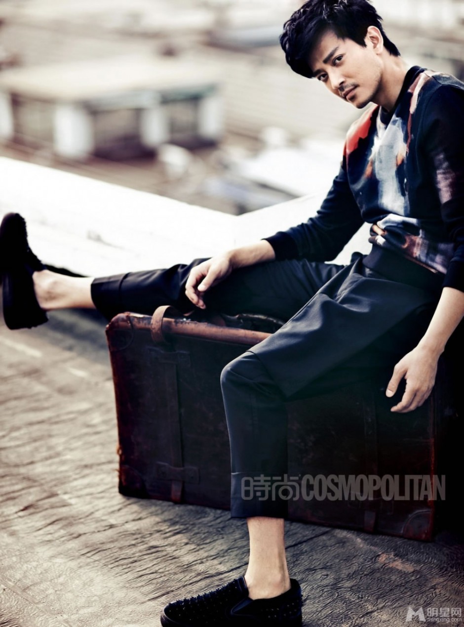 陈晓东尽显时尚英俊帅气十足