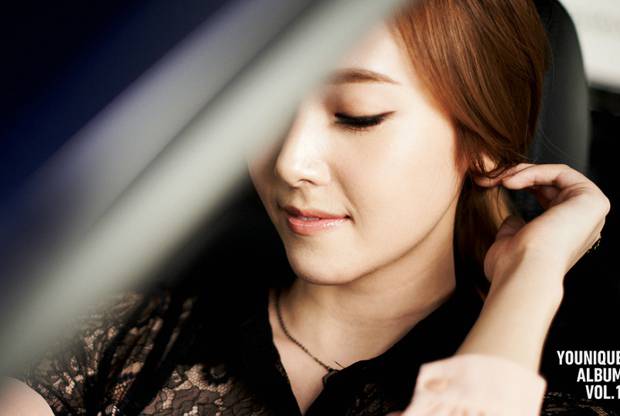 韩国性感女神郑秀妍惹人怜爱写真集