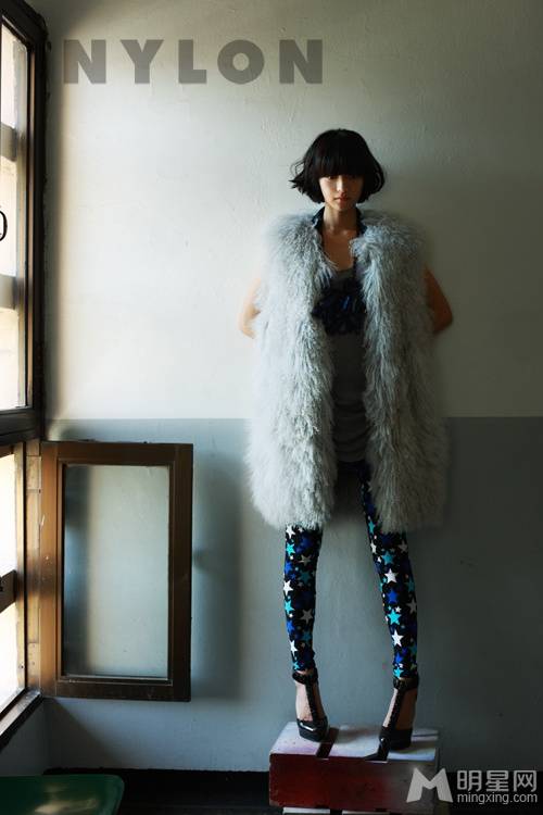 申敏儿俏皮可爱甜美写真主题