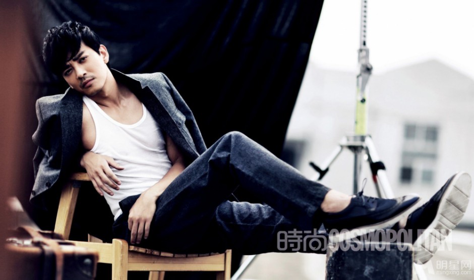 陈晓东尽显时尚英俊帅气十足