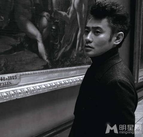 内地男明星吴秀波卷发帅气写真